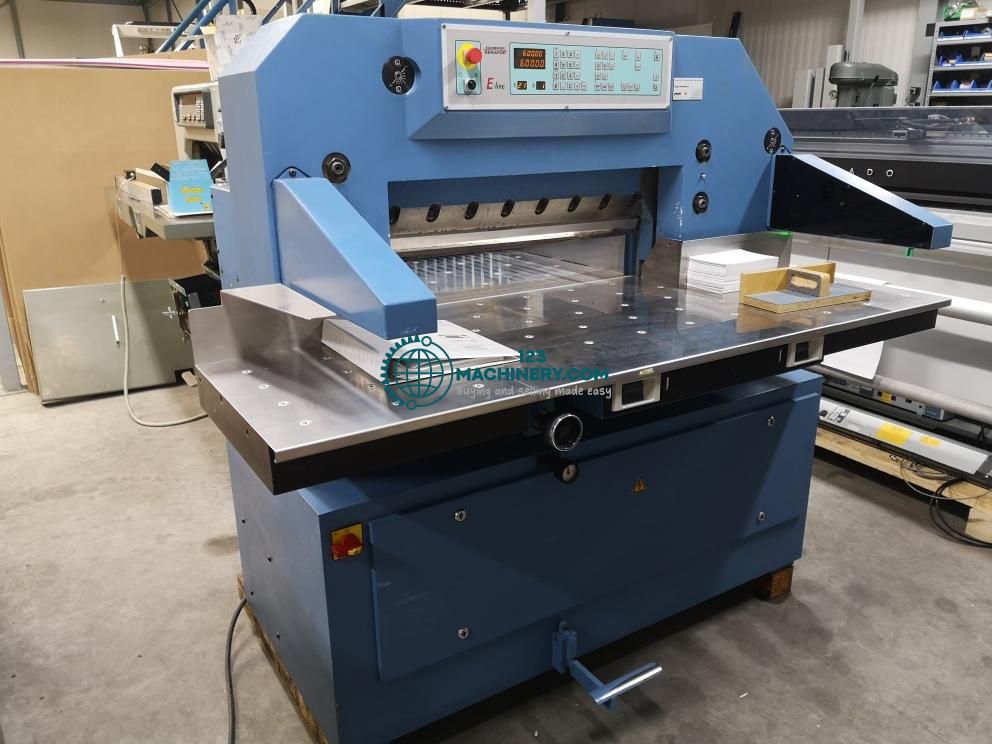 Schneider Senator 78 E-line